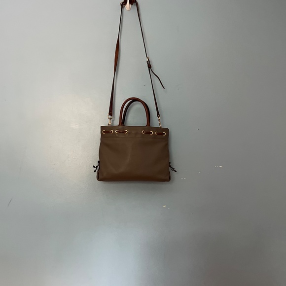 Dooney & Bourke Wakefield Tassel Tote – Taupe – Excellent Condition - Picture 3 of 3